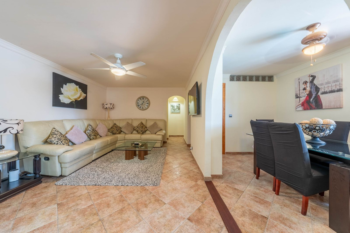4 Bedroom Villa in Monda - Photo 33