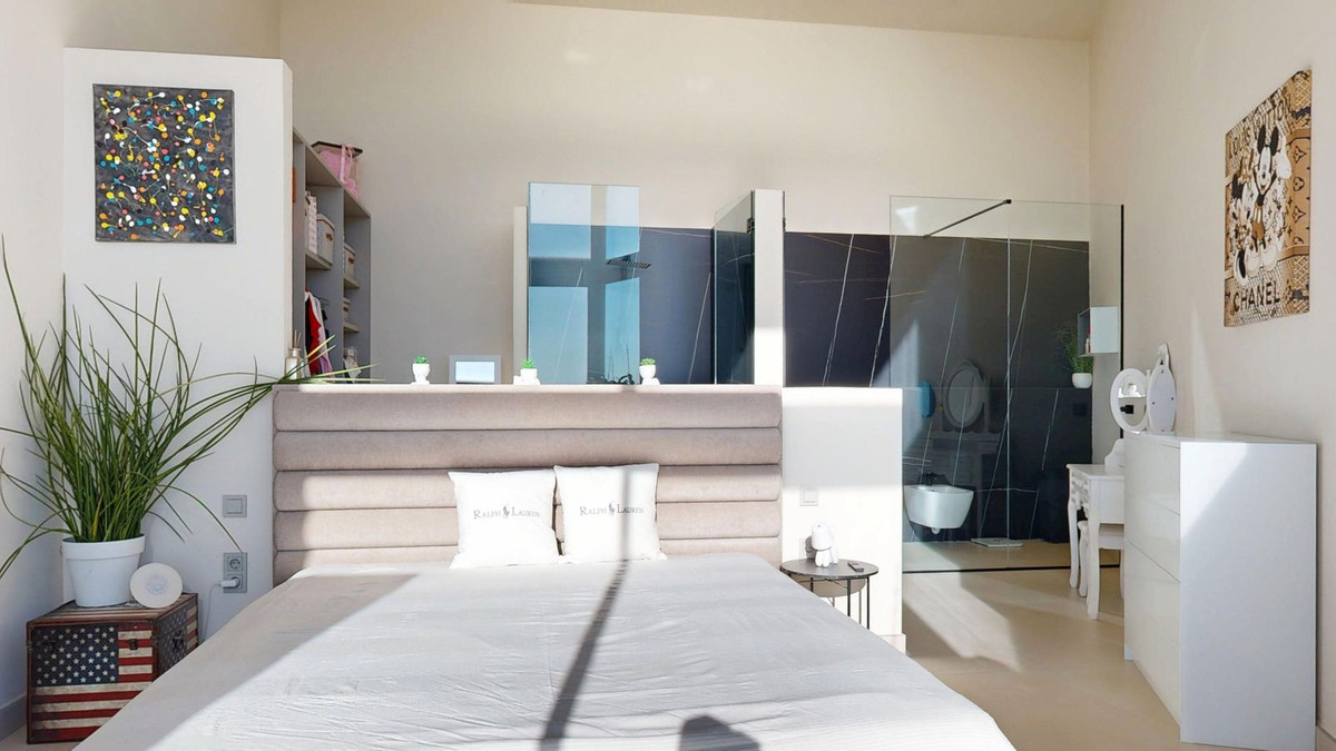 4 Bedroom Villa in Marbella - Foto 9