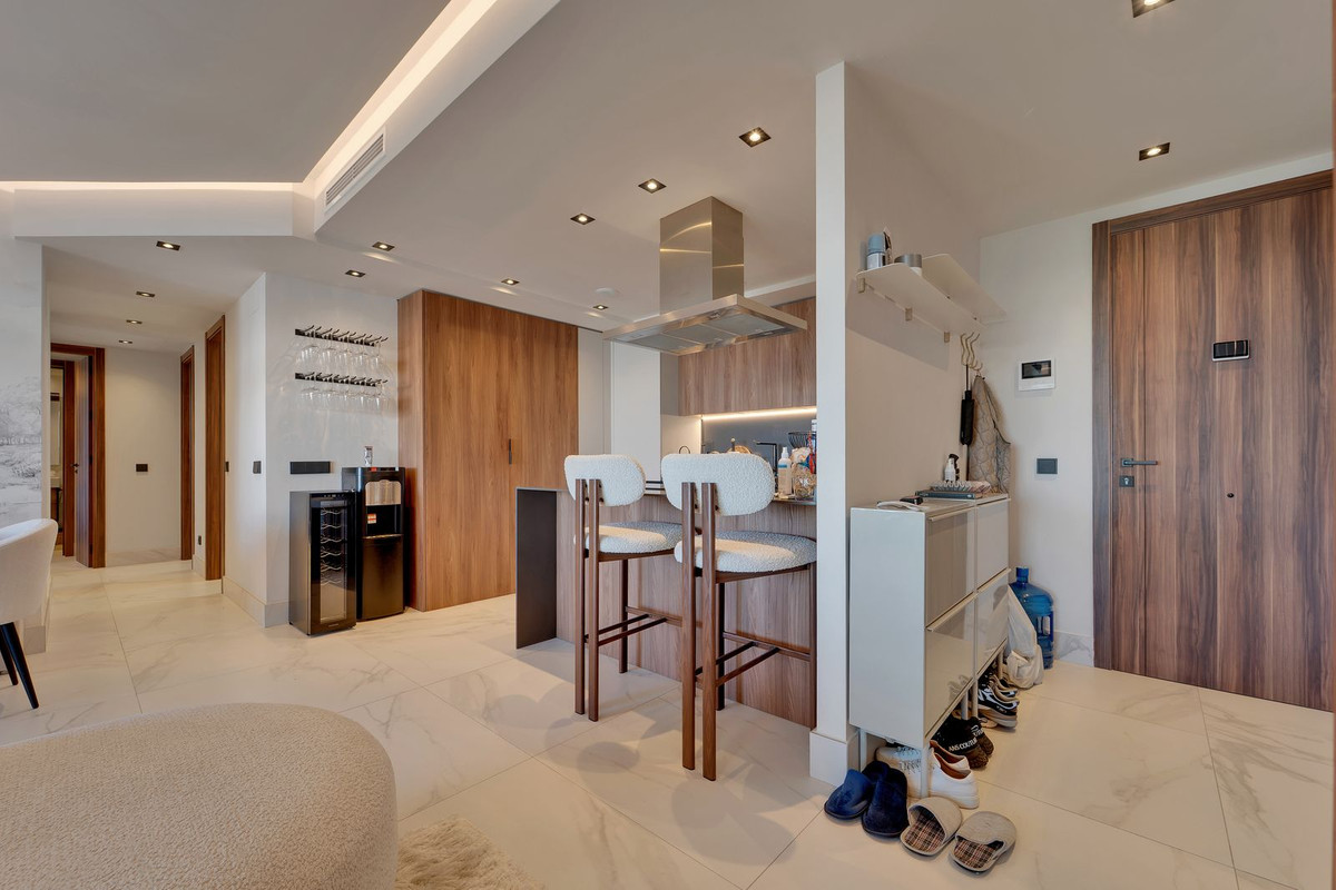 3 Bedroom Apartment in San Pedro de Alcántara - Photo 5