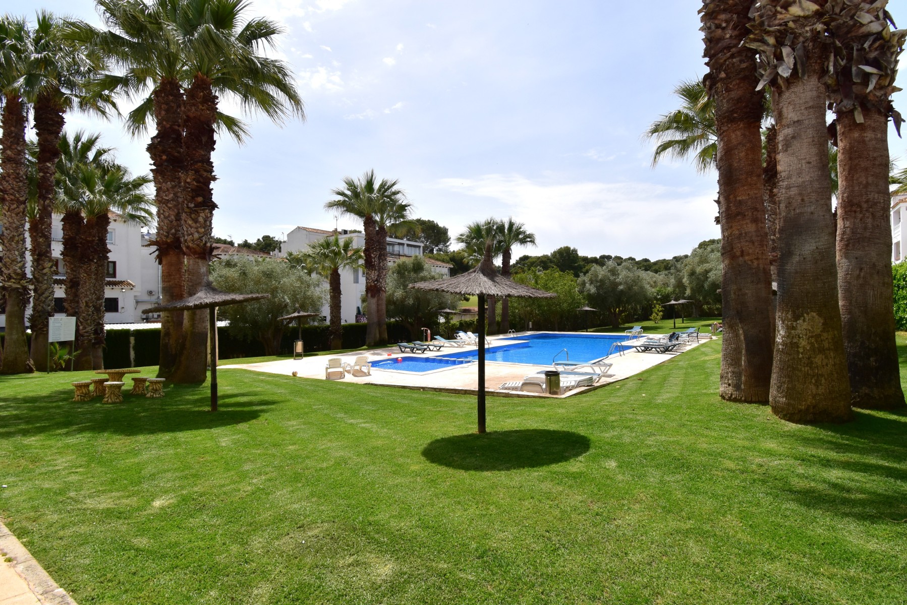 Apartamento com 2 quartos com piscina em Alicante, Espanha – Foto 2