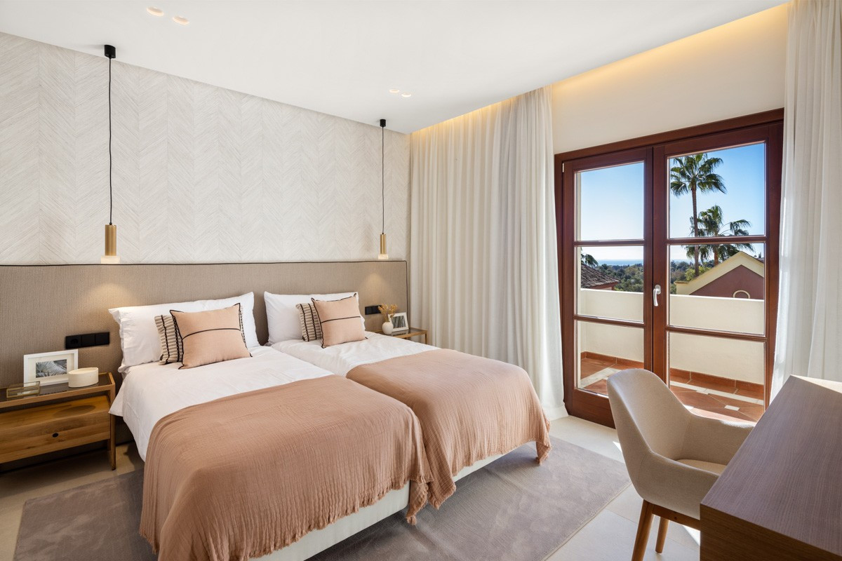 5 Bedroom Townhouse in Marbella - Photo 19