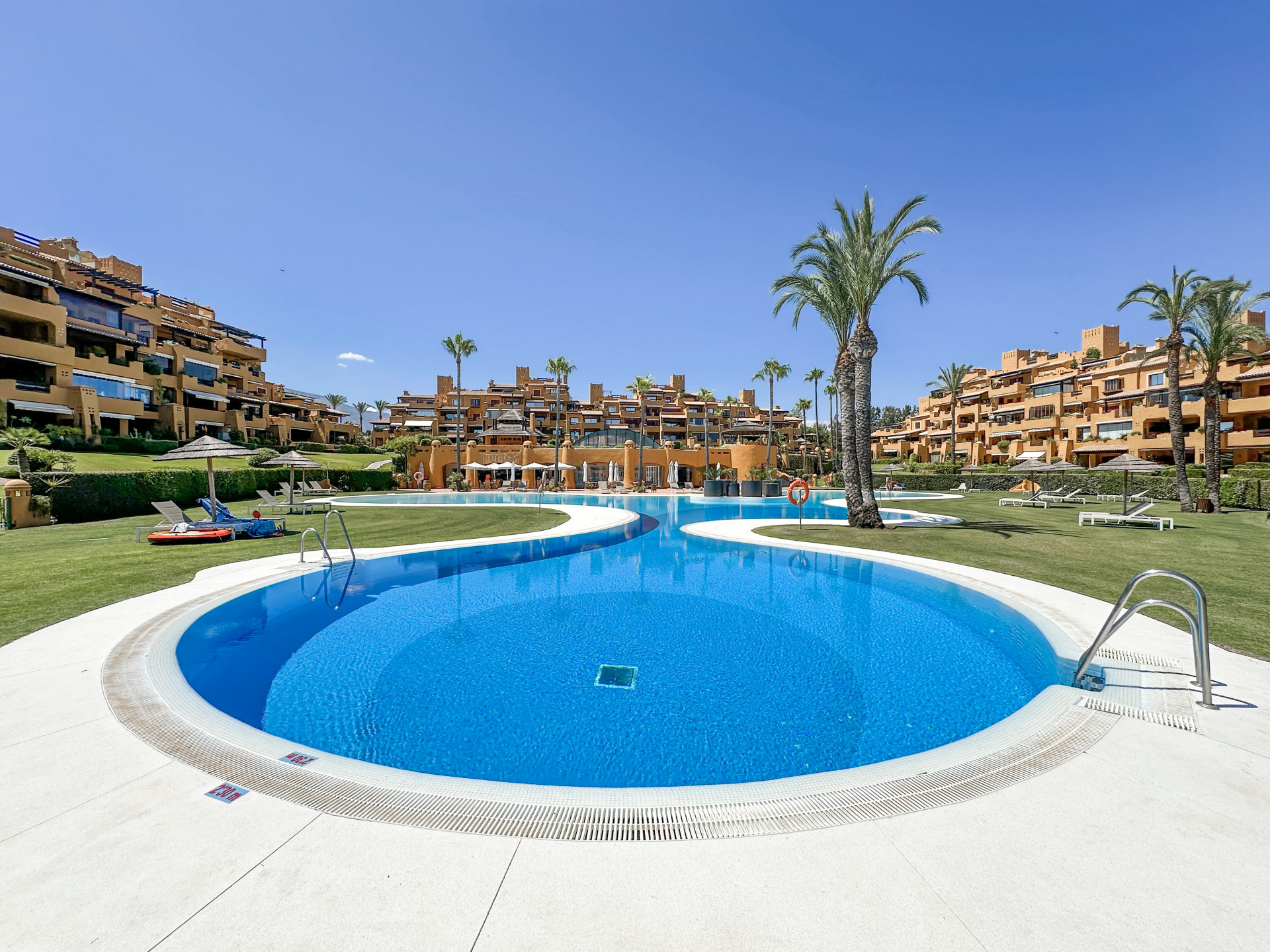 3 Bedroom Apartment in Estepona - Photo 20