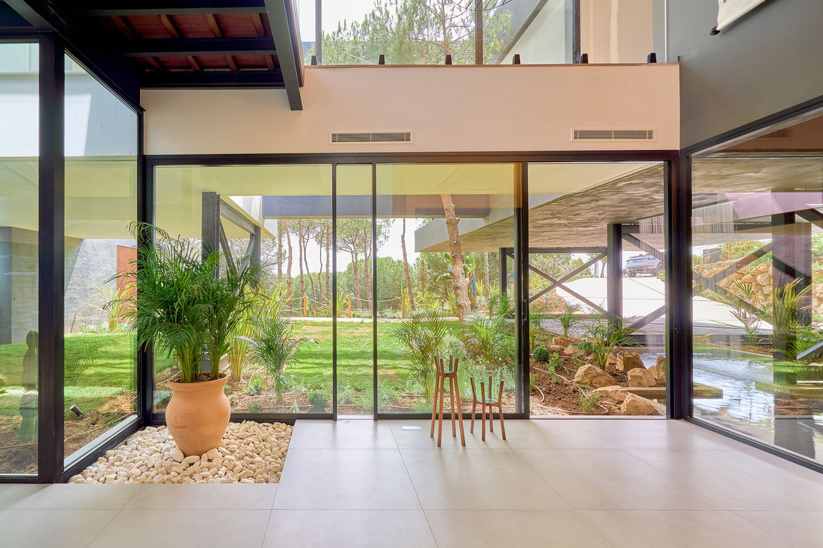 5 Bedroom Villa in Sotogrande - Photo 23
