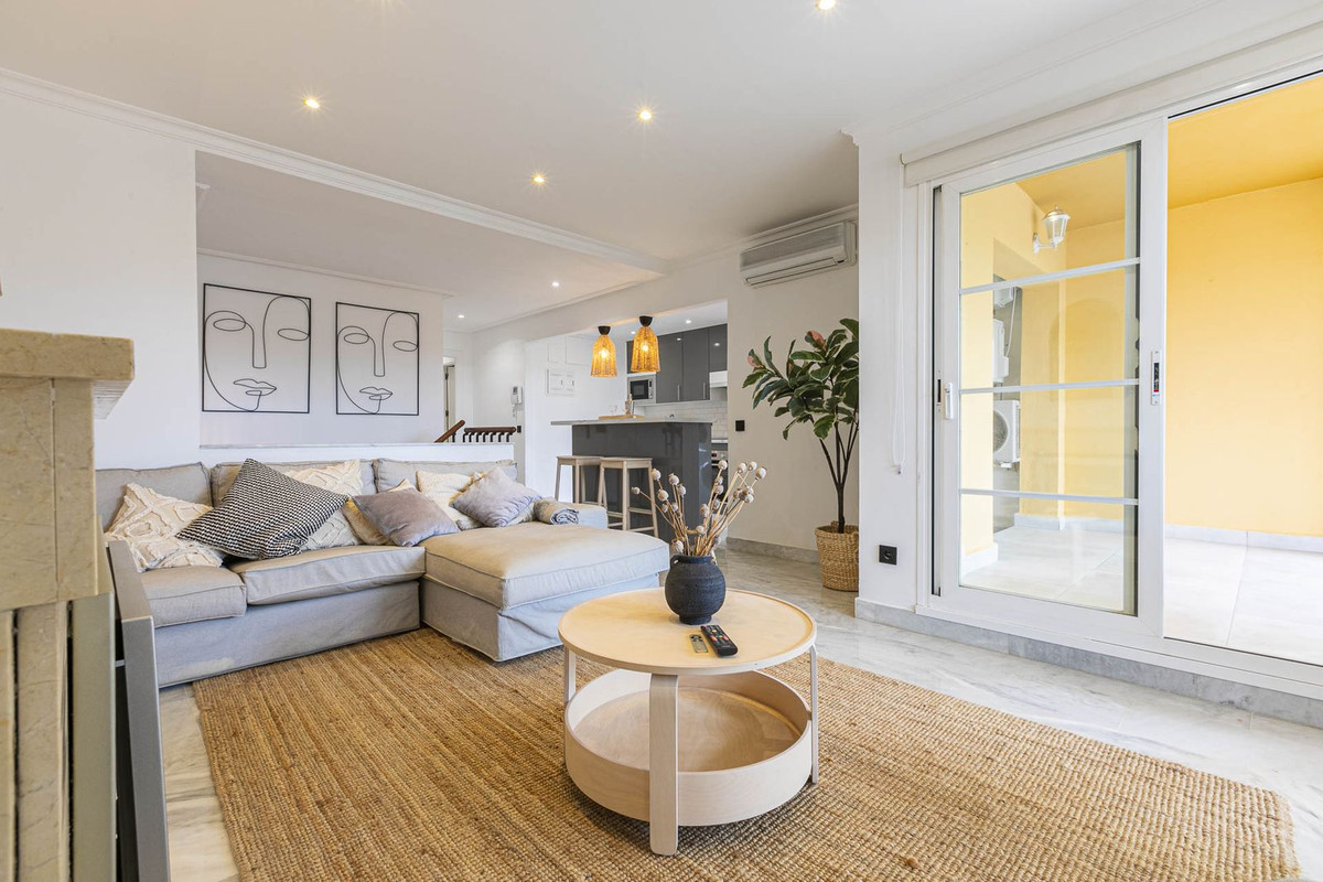 2 Bedroom Apartment in Marbella
