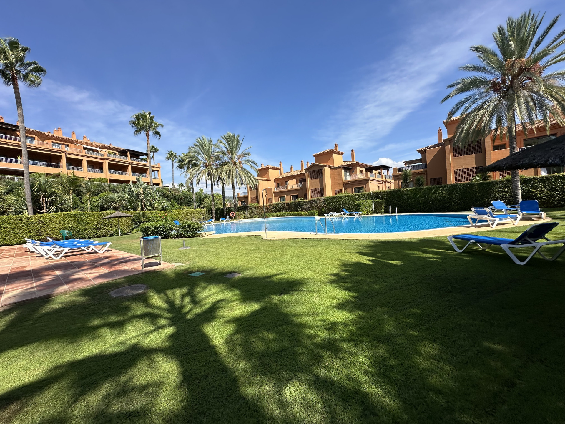 2 Bedroom Apartment in Estepona - Photo 21