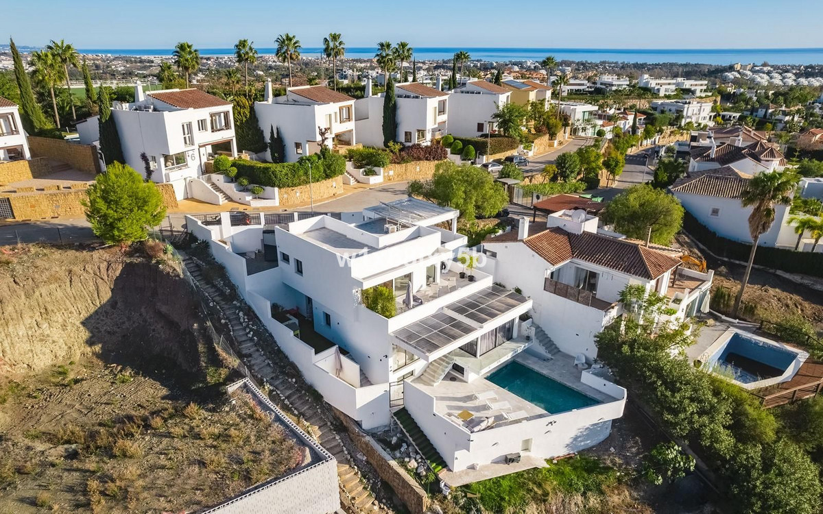 Villa in Benahavis