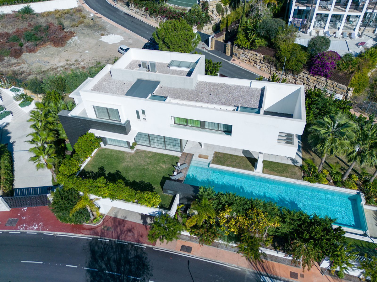 5 Bedroom Villa in Benahavís - Foto 4