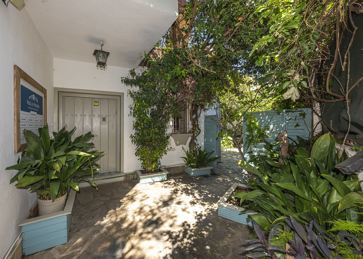 12 Bedroom Villa in Marbella
