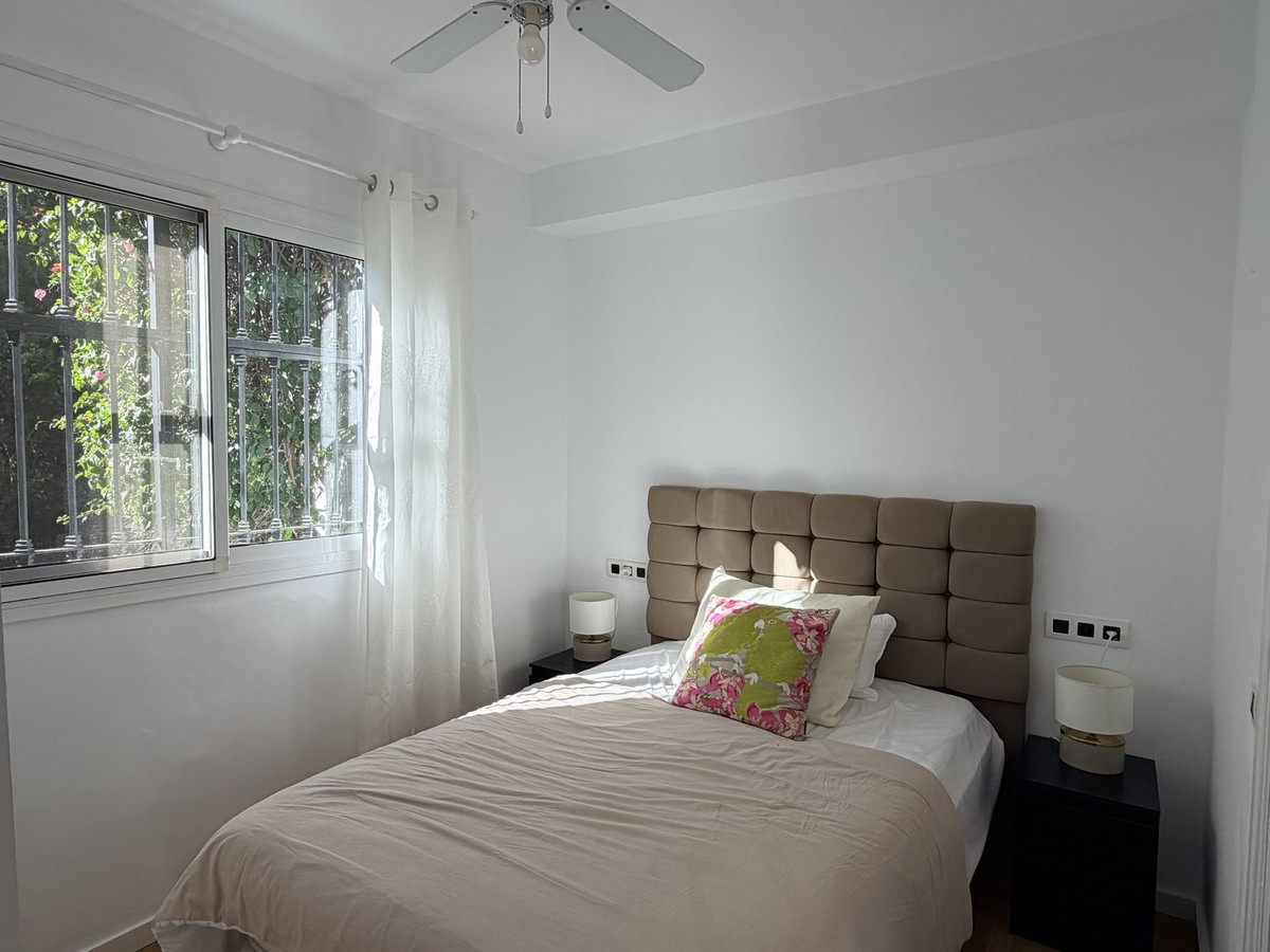2 Bedroom Apartment in Benahavís - Foto 12