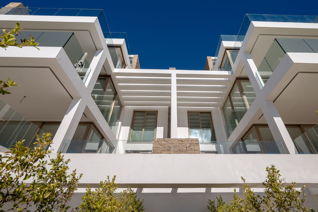 2 Bedroom Apartment in Mijas - Photo 11