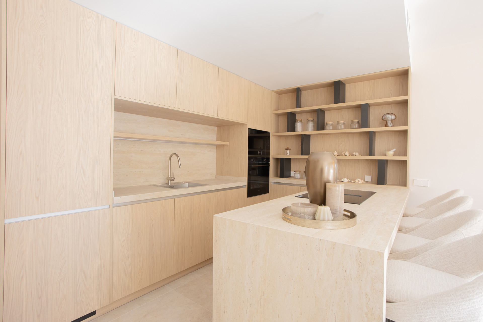 Apartamento com 4 quartos com piscina em Málaga, Espanha – Foto 12