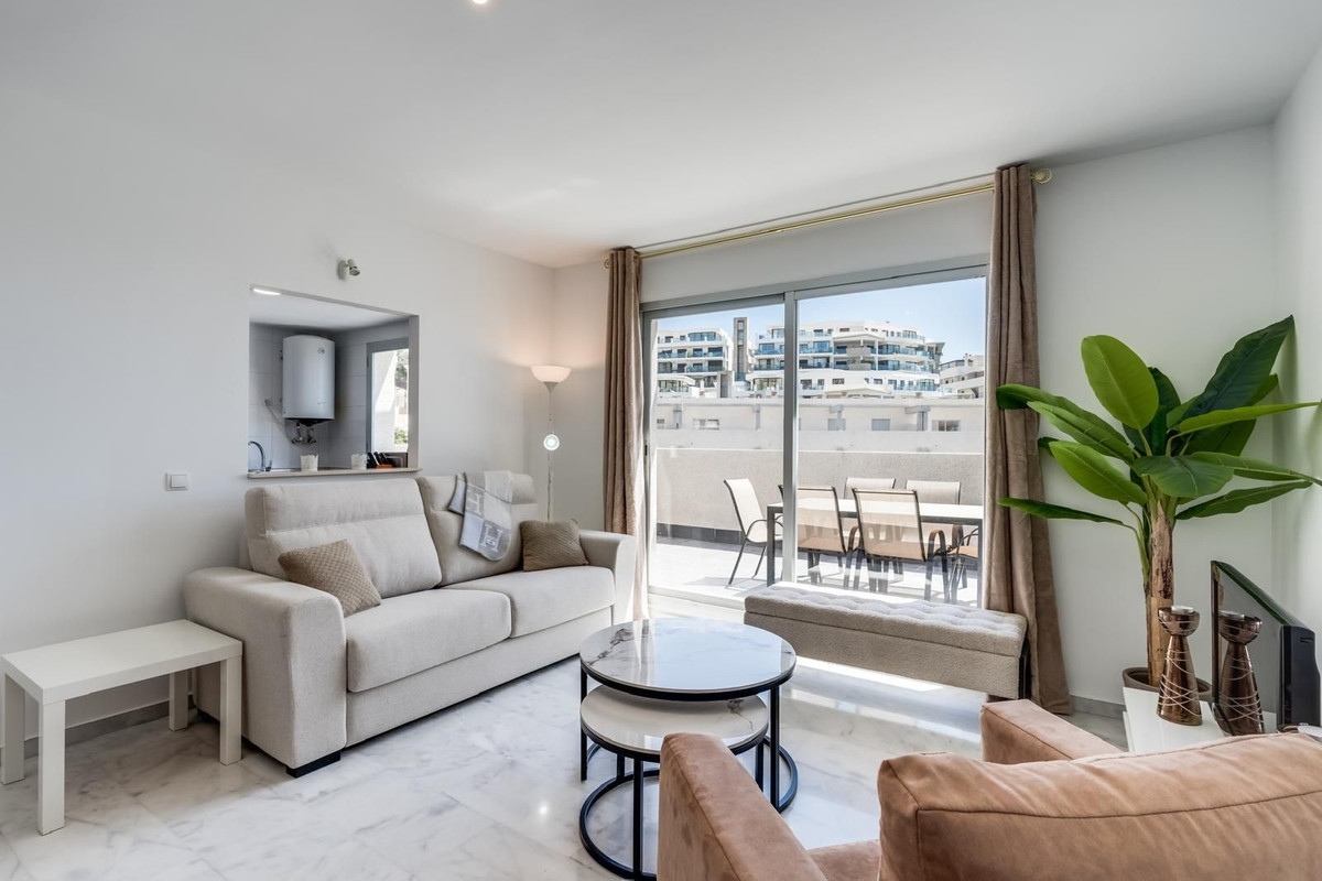 2 Bedroom Penthouse in Mijas - Photo 18