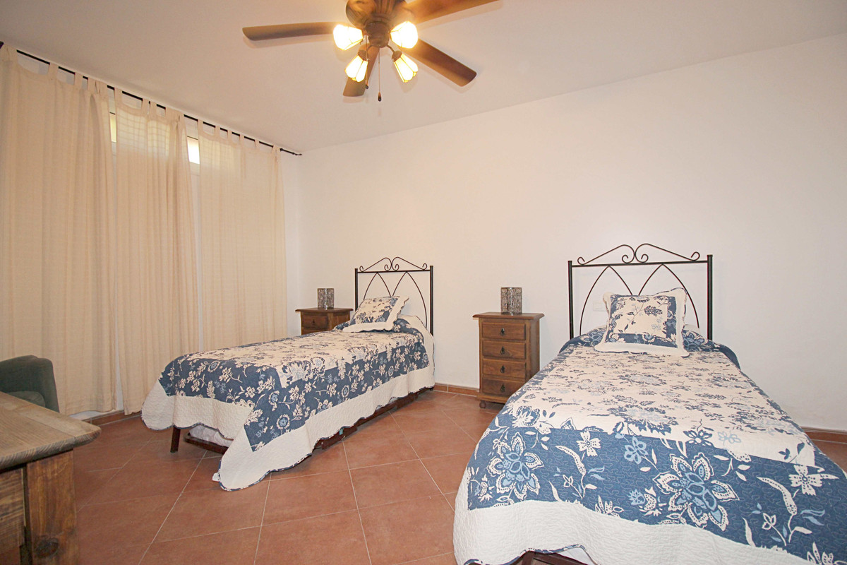 6 Bedroom Country house in Monda - Foto 25