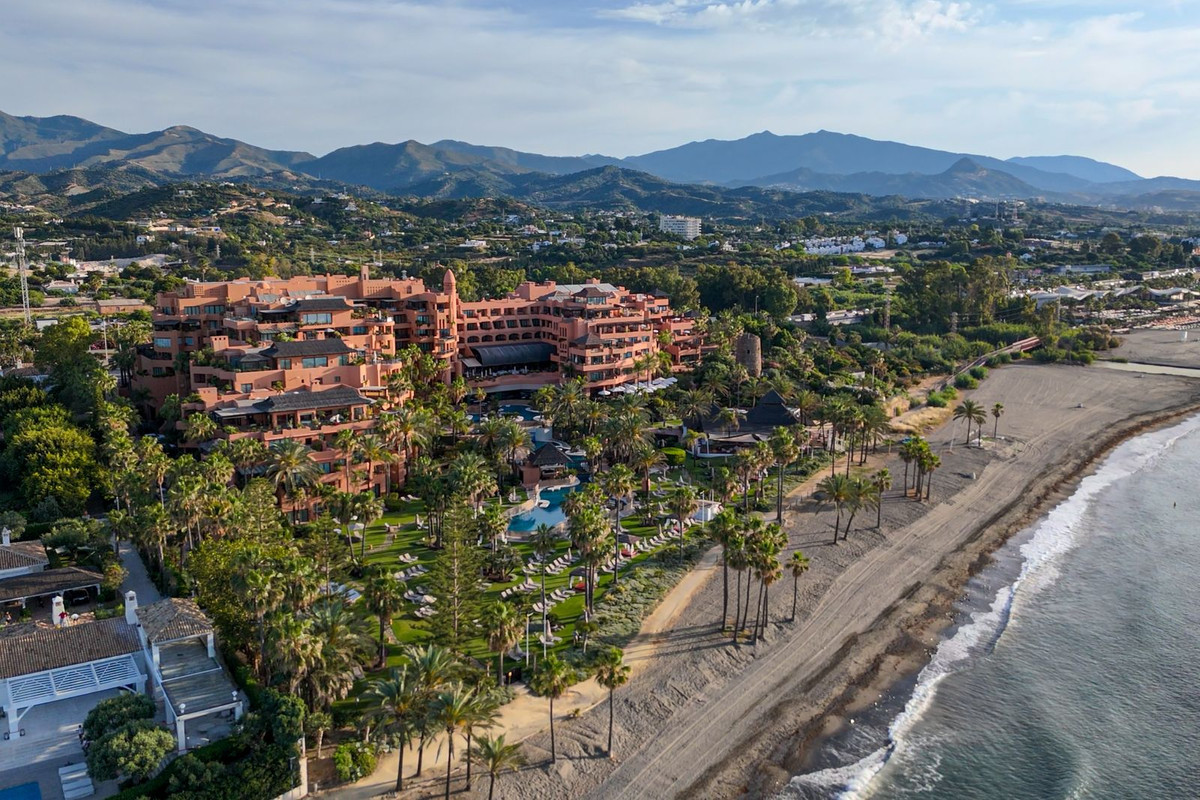 Apartment in Estepona