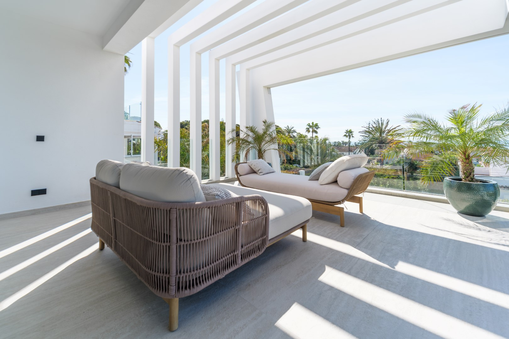 4 Bedroom Villa in Marbella - Photo 11