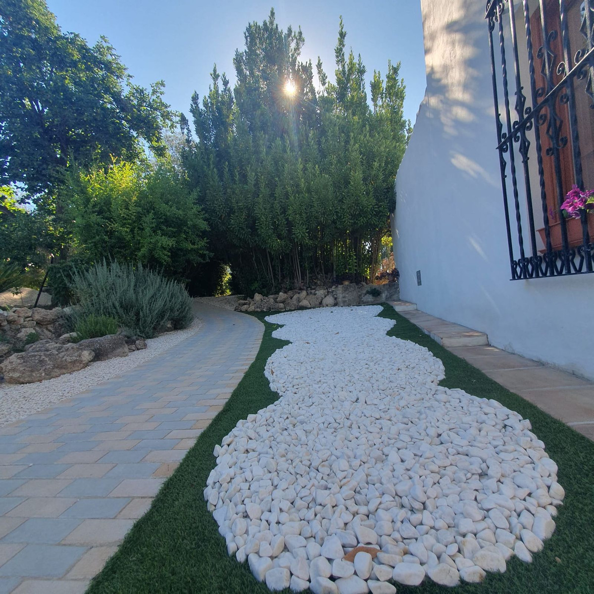 Chalet de 4 dormitorios en Granada – Foto 3