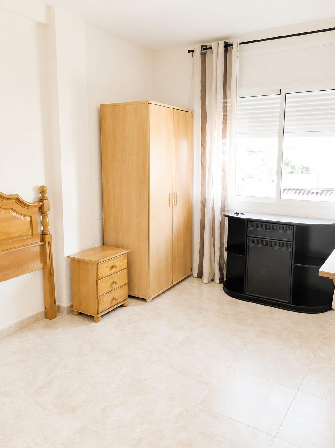 3 Bedroom Apartment in Fuengirola - Photo 13