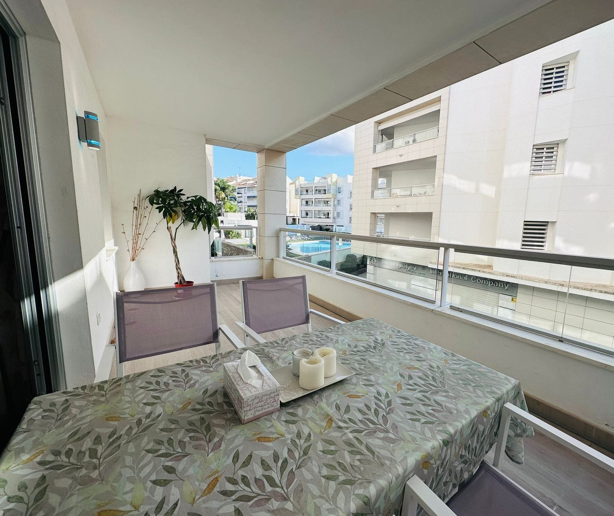 3 Bedroom Apartment in San Pedro de Alcántara - Photo 8