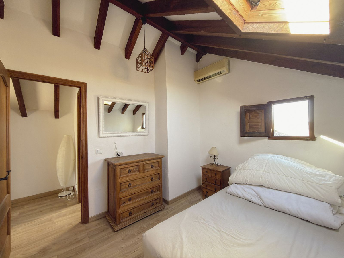 3 Bedroom Villa in Monda - Photo 19