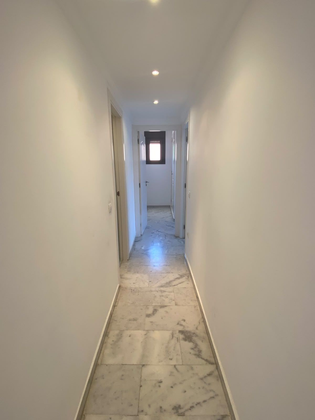 2 Bedroom Apartment in Marbella - Photo 22