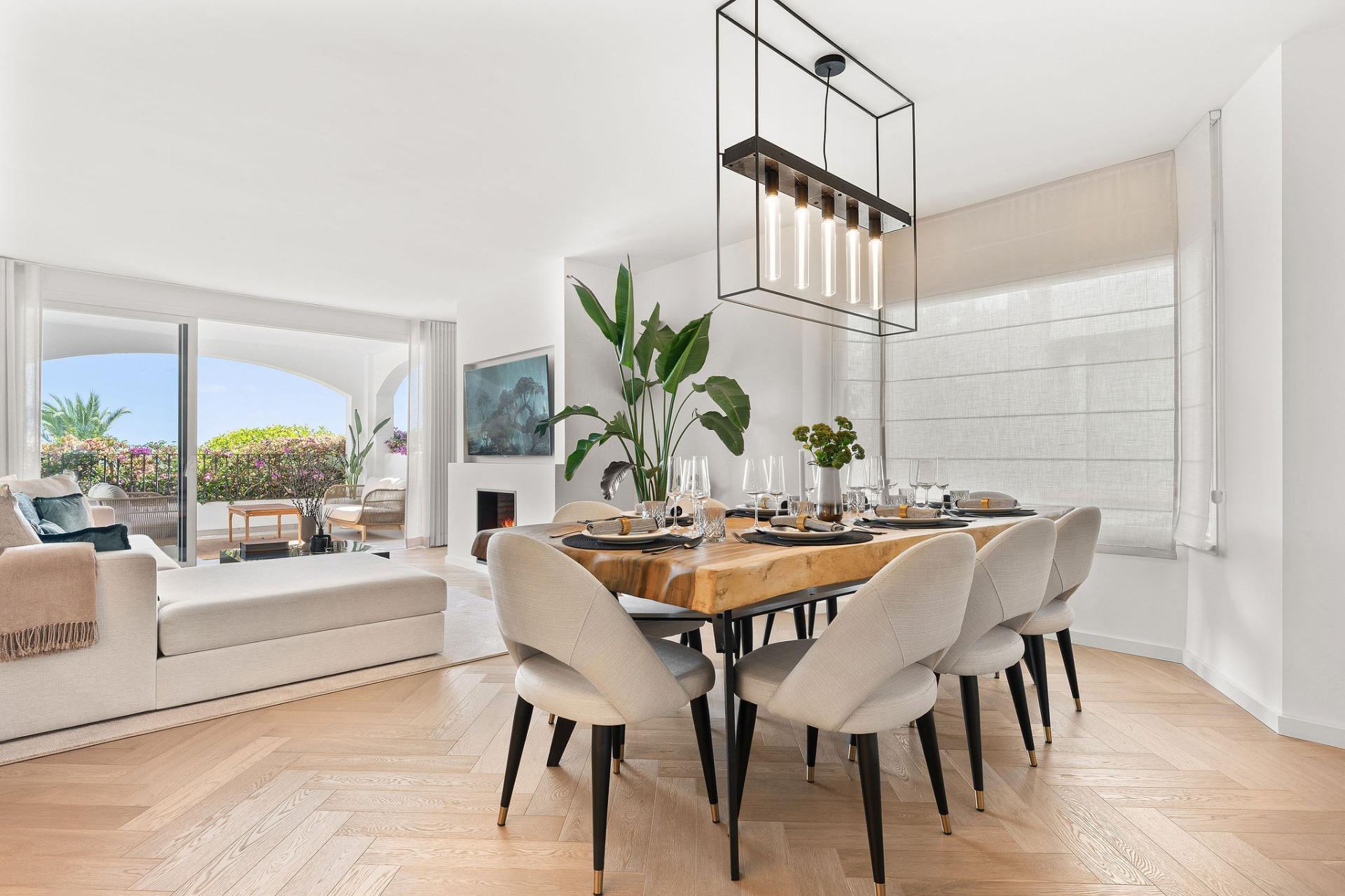 4 Bedroom Townhouse in Marbella - Photo 3