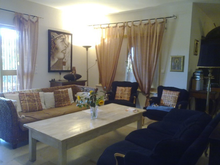 7 Bedroom Villa in Marbella - Photo 9