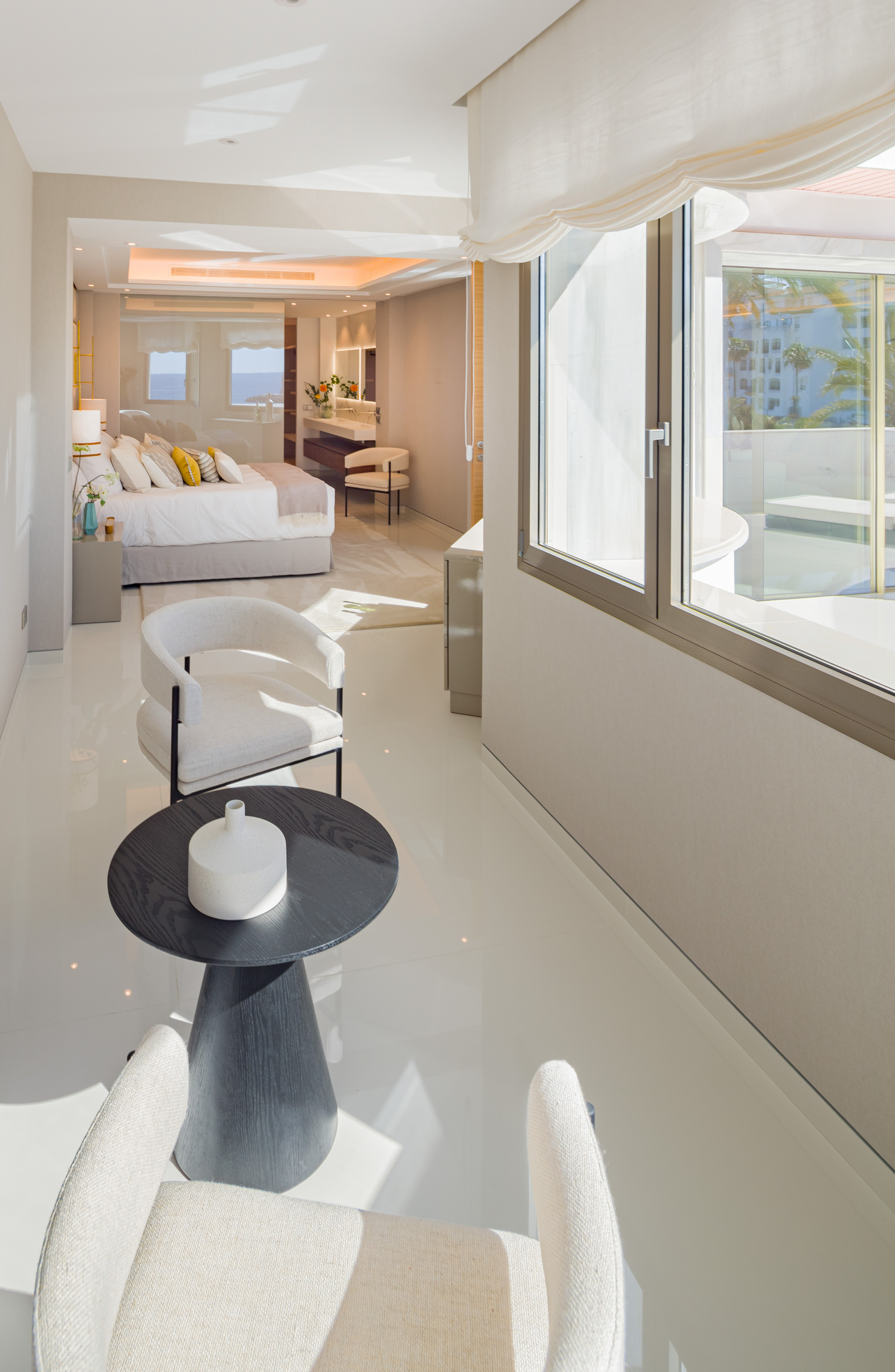 4 Bedroom Apartment in Marbella - Photo 15