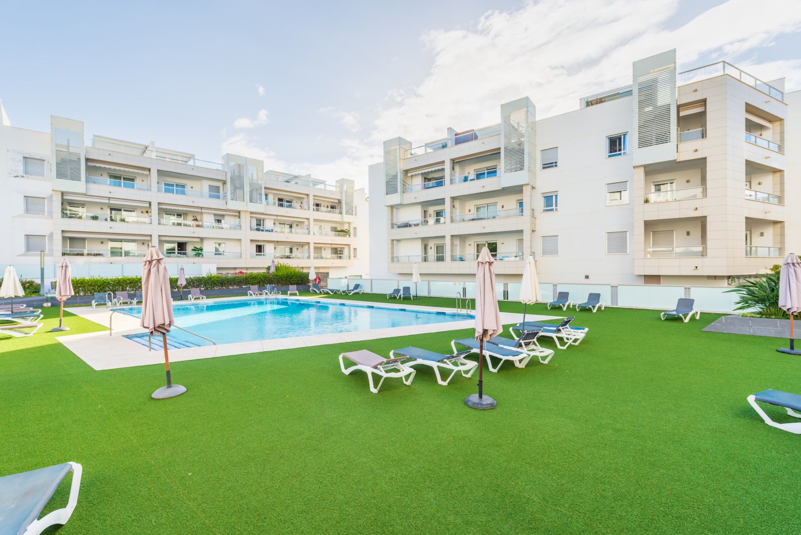 3 Bedroom Apartment in San Pedro de Alcántara - Photo 3