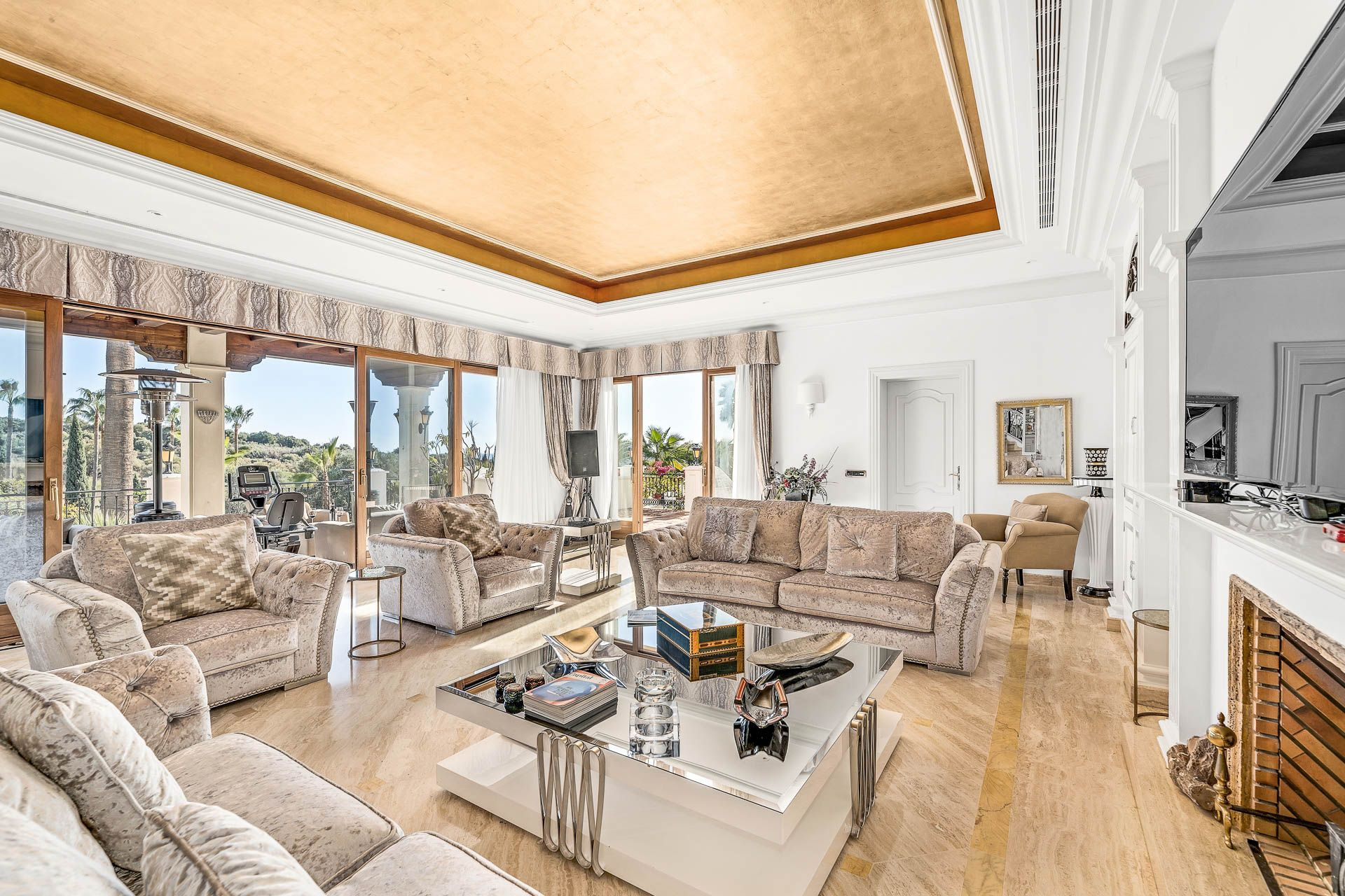 16 Bedroom Villa in Benahavís - Foto 6
