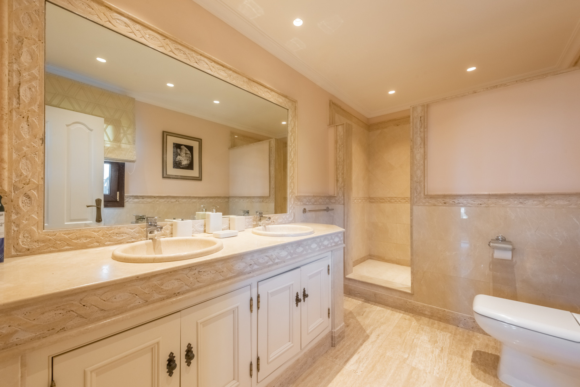 6 Bedroom Villa in Estepona - Фото 44