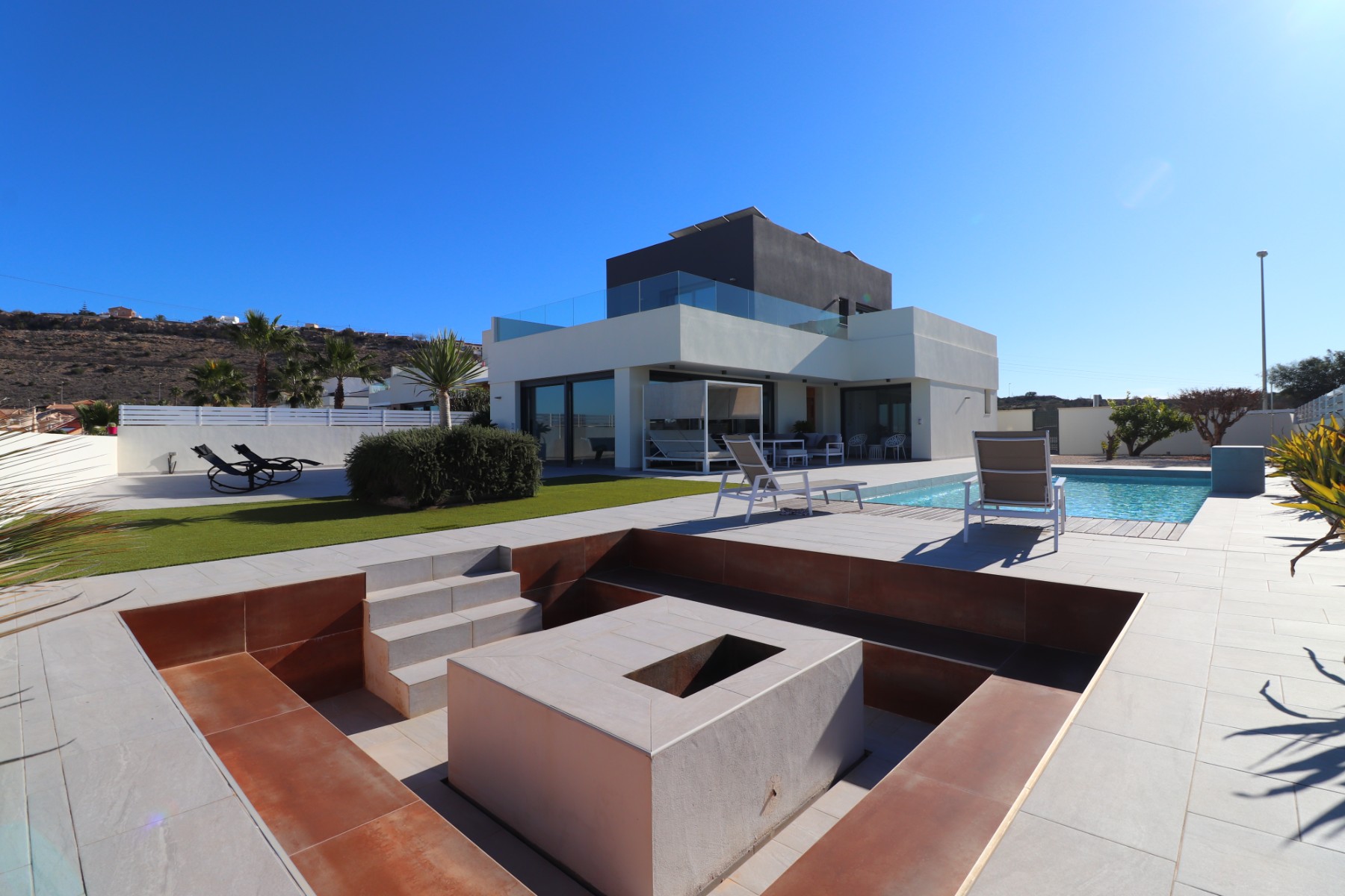 Moradia com 3 quartos com piscina em Alicante, Espanha – Foto 1