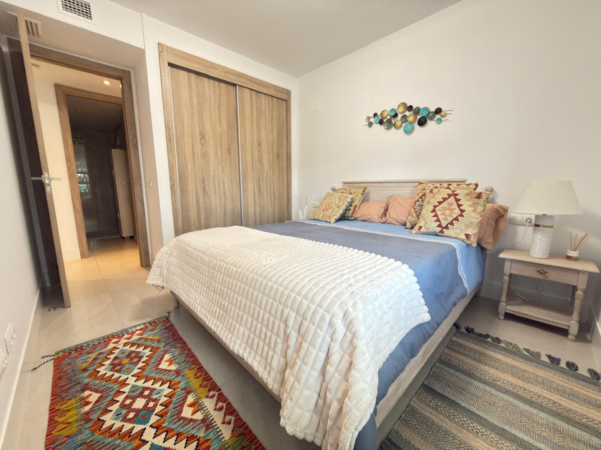 3 Bedroom Apartment in San Roque - Photo 5