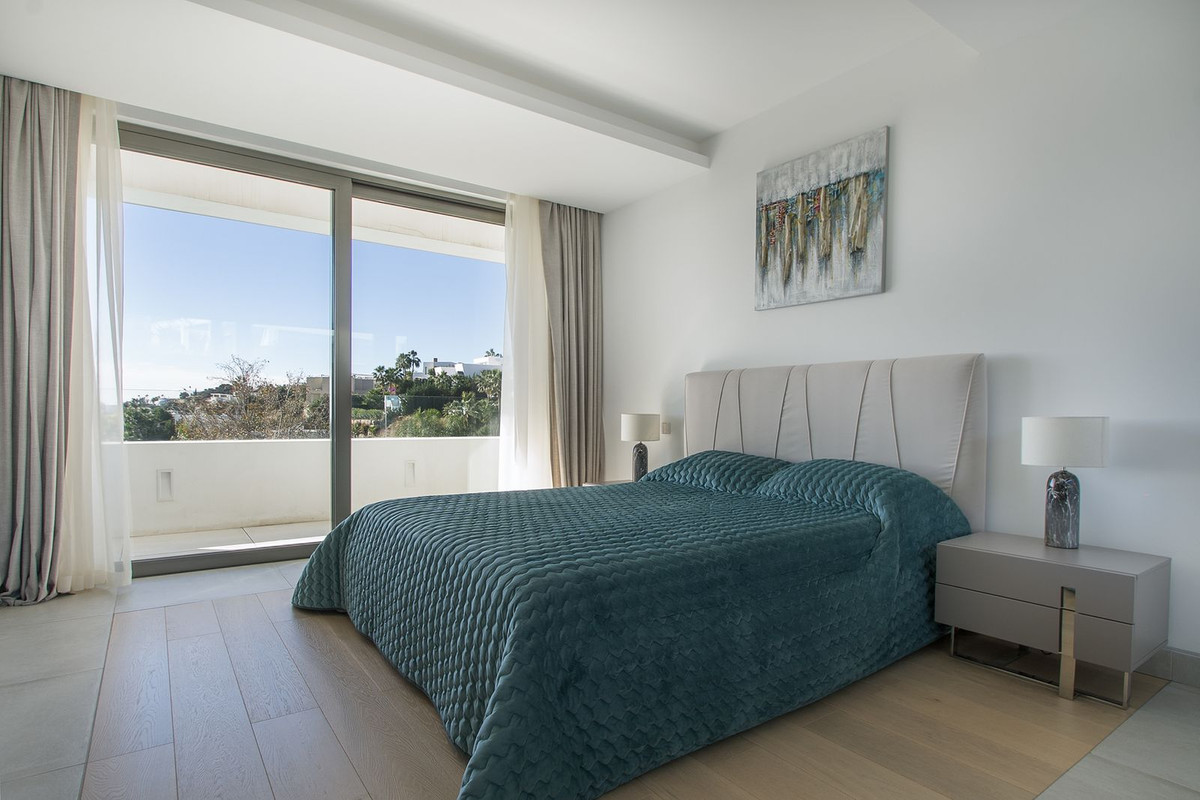 5 Bedroom Villa in Benahavís - Foto 15