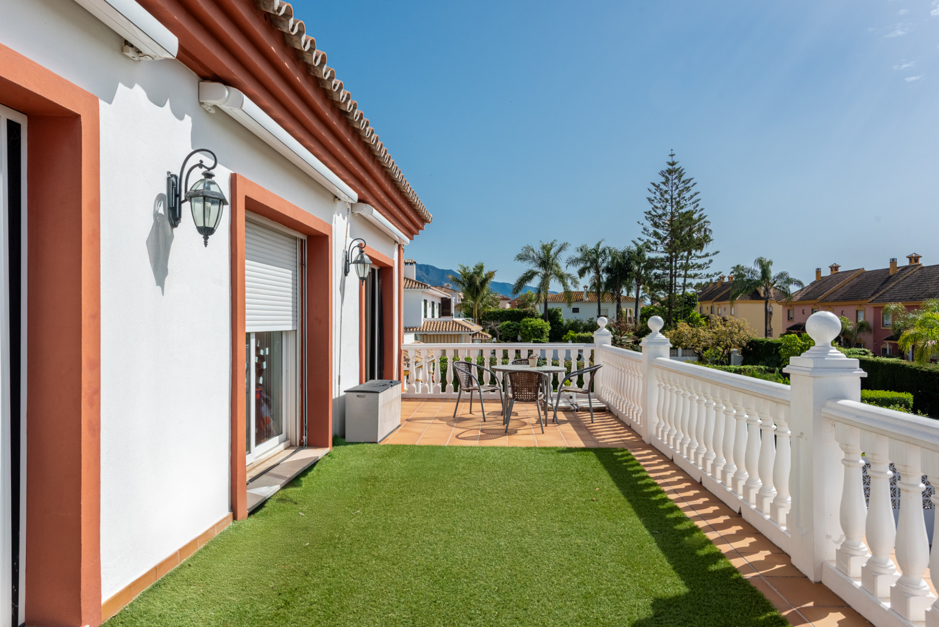 6 Bedroom Villa in San Pedro de Alcántara - Photo 18