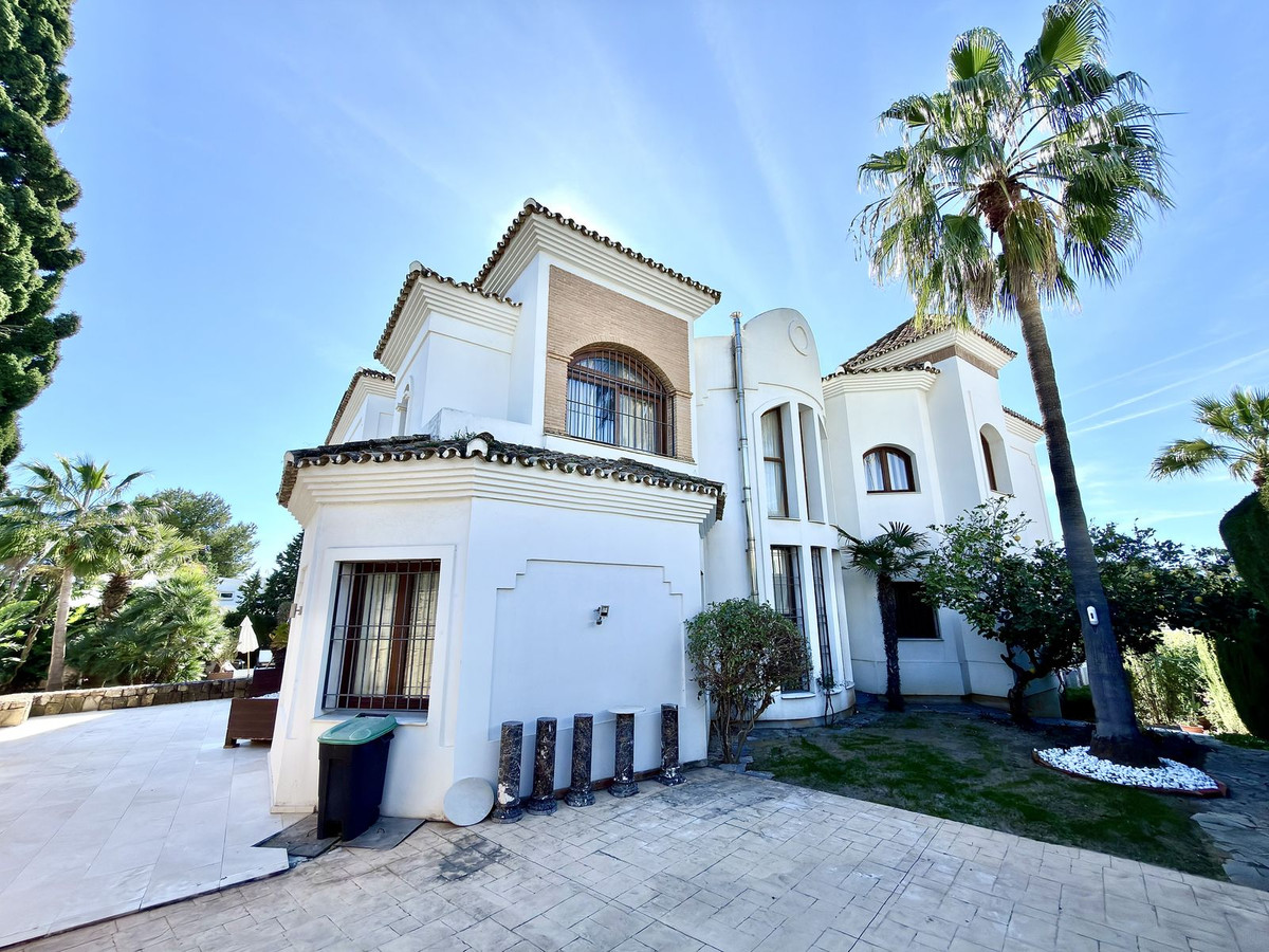 5 Bedroom Villa in Marbella - Foto 17