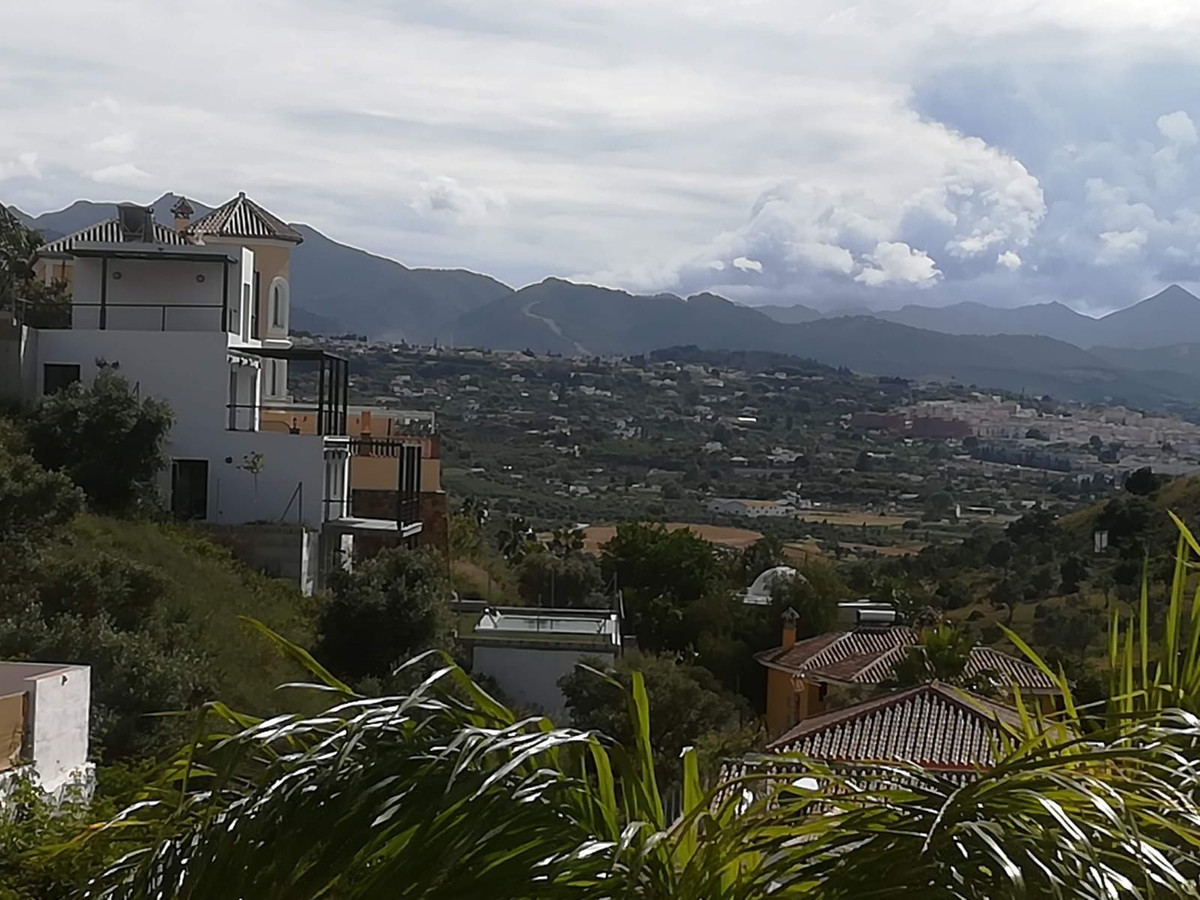 4 Bedroom Villa in Coín - Photo 15