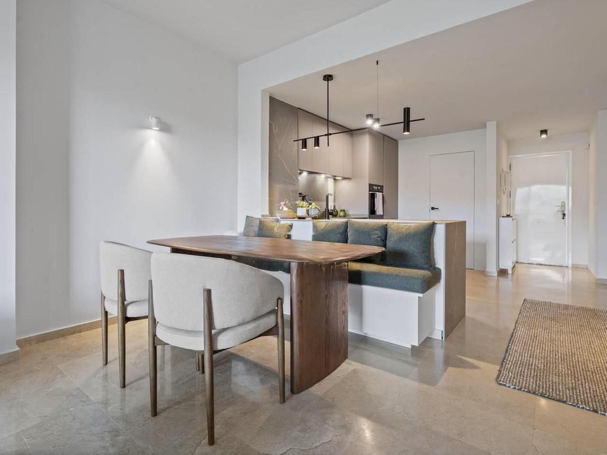 2 Bedroom Apartment in Manilva - Фото 10