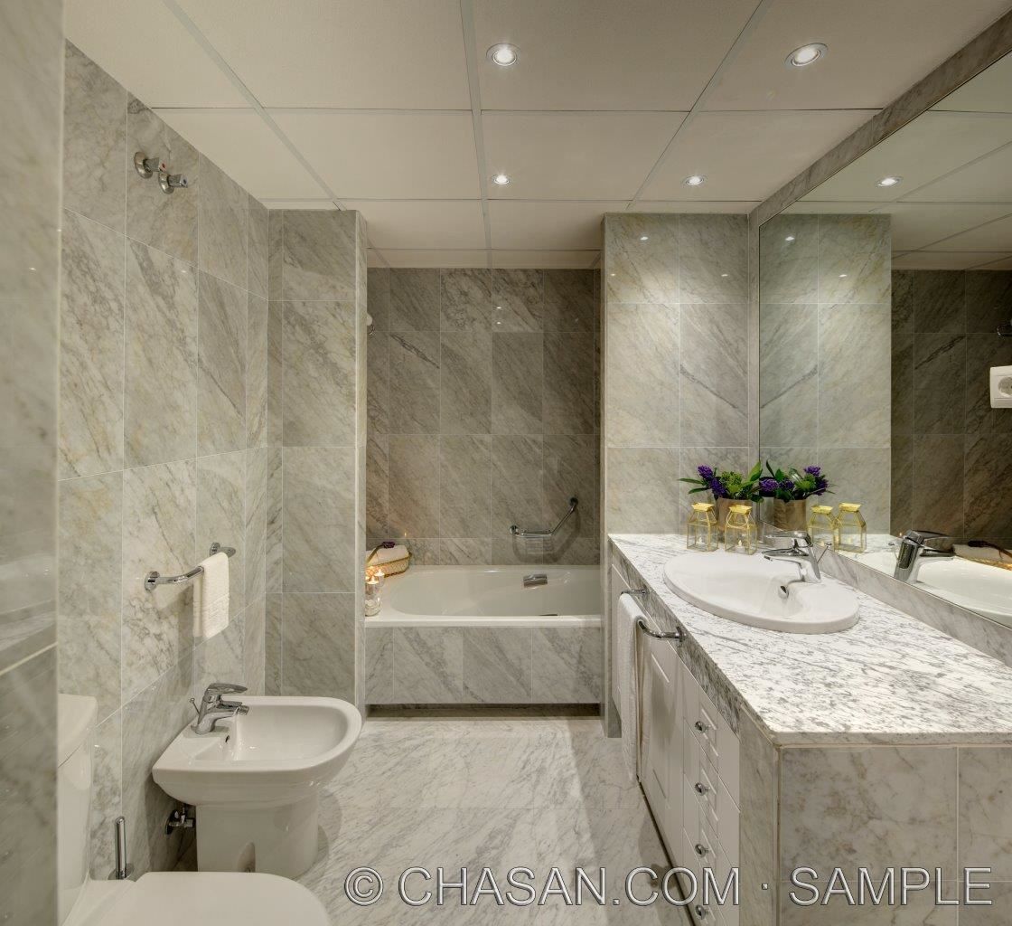 2 Bedroom Apartment in Marbella - Photo 5