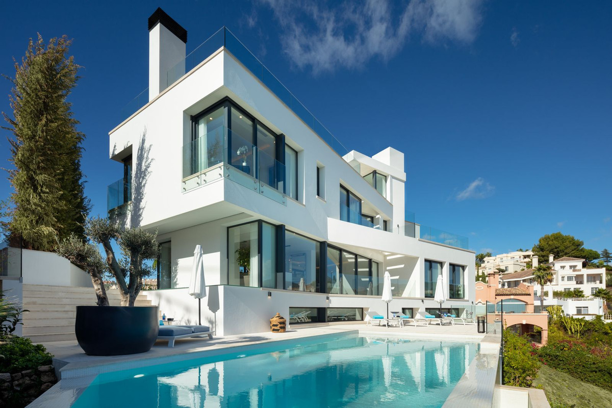 5 Bedroom Villa in Benahavís - Foto 2