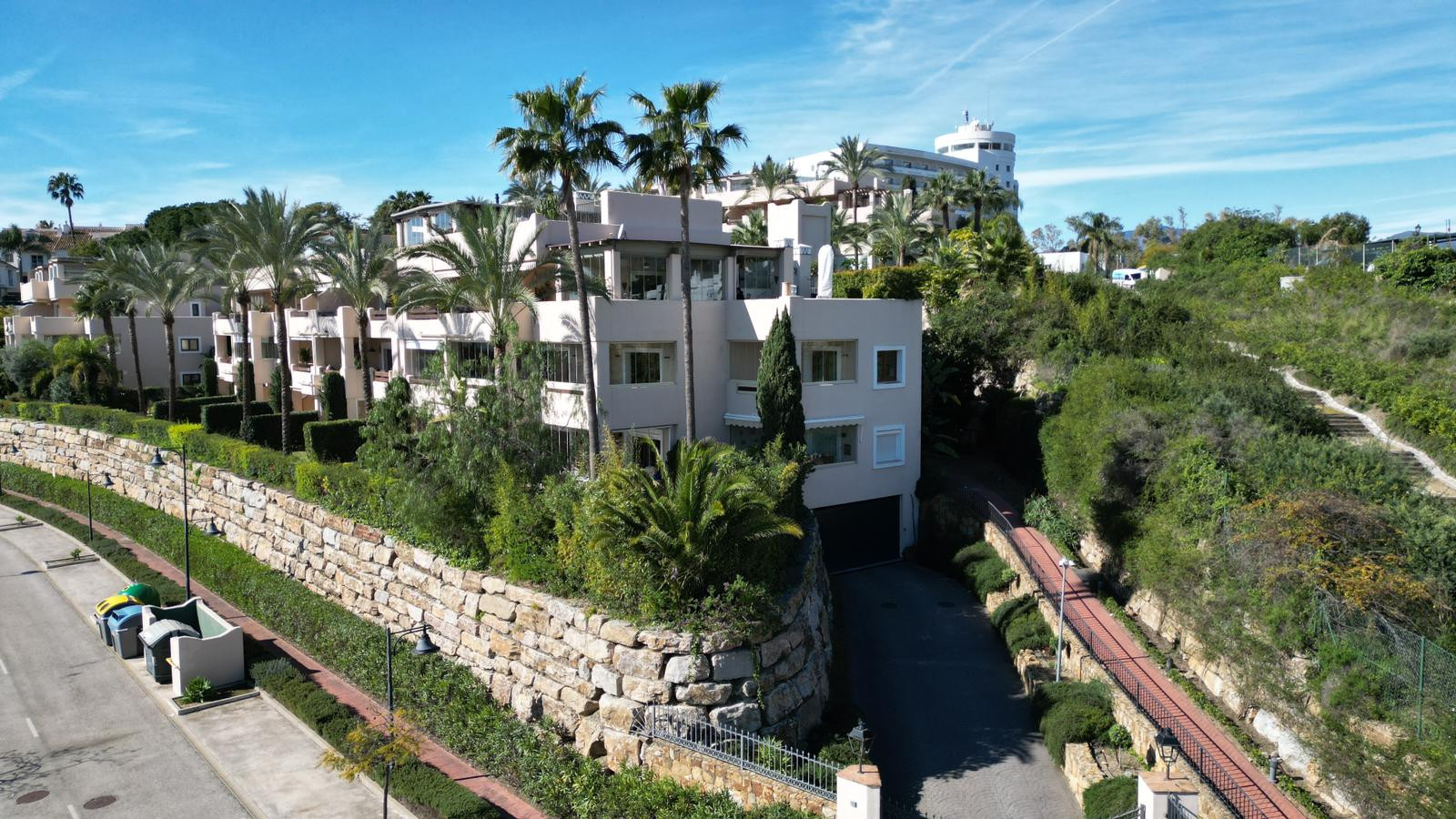 3 Bedroom Apartment in Estepona - Photo 21