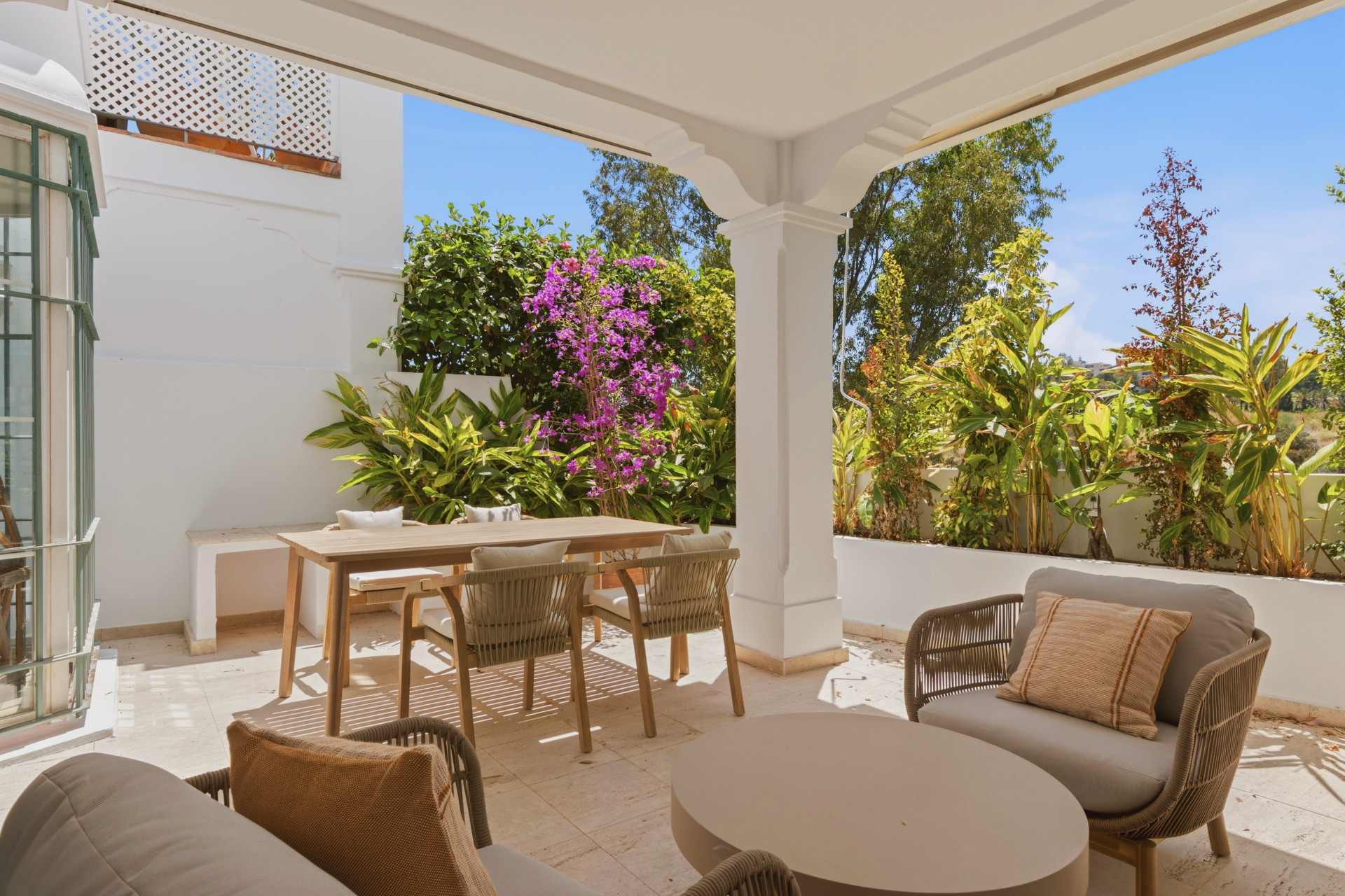 3 Bedroom Townhouse in San Pedro de Alcántara - Photo 2