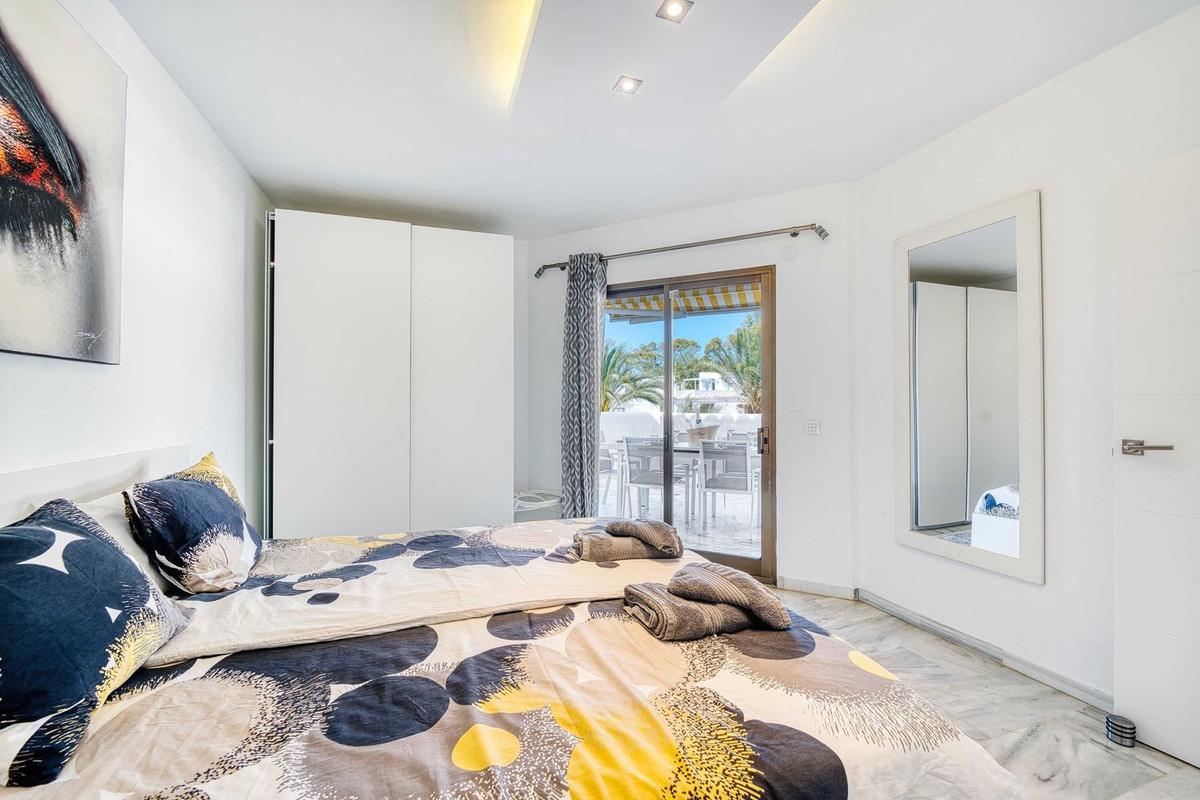 Apartamento com 5 quartos com piscina em Málaga, Espanha – Foto 22