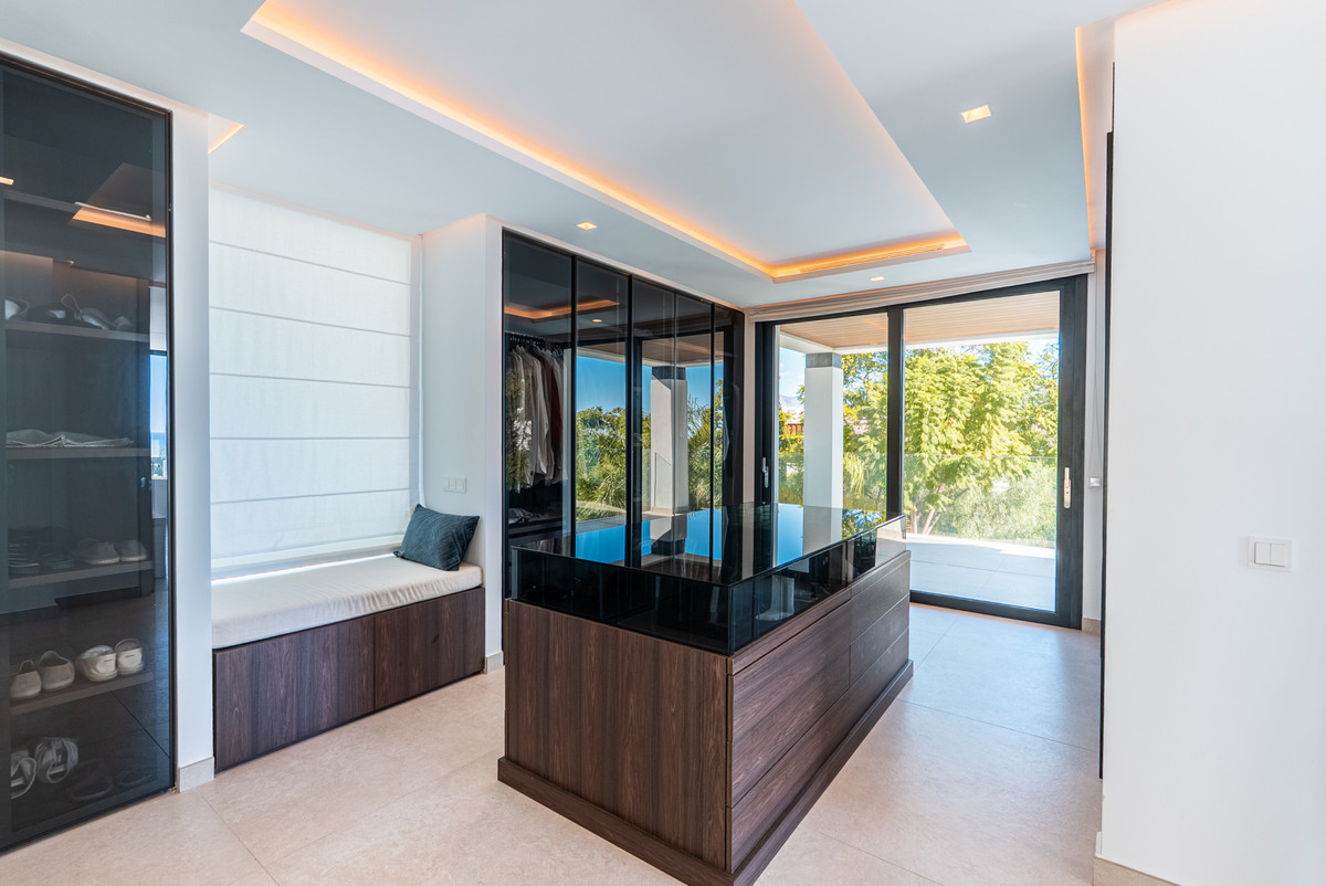 4 Bedroom Villa in Benahavís - Foto 28