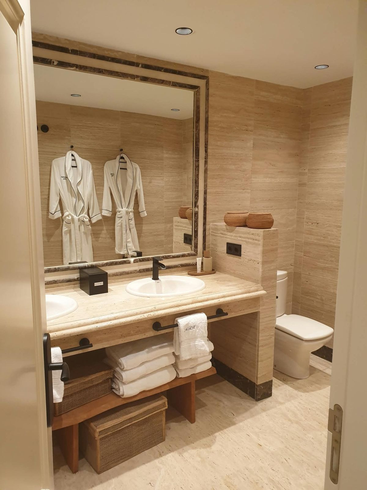 3 Bedroom Apartment in Marbella - Photo 12