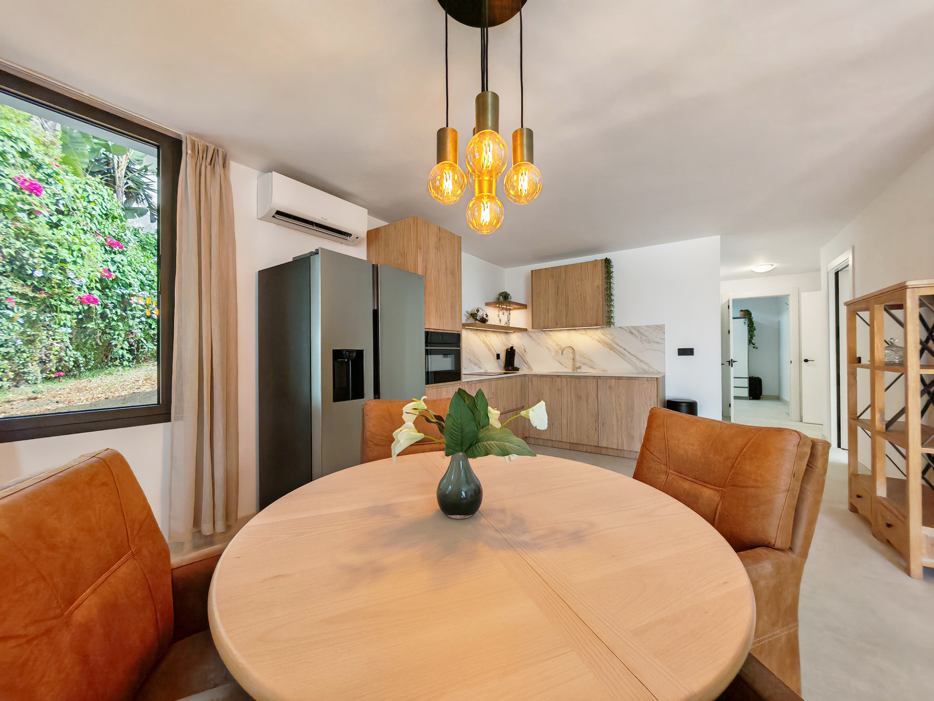8 Bedroom Villa in Marbella - Photo 22