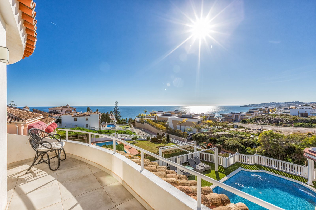 5 Bedroom Villa in Mijas - Photo 40