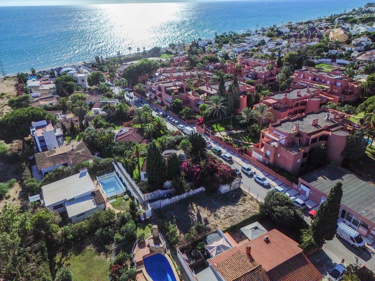 340 m² Plot in Marbella