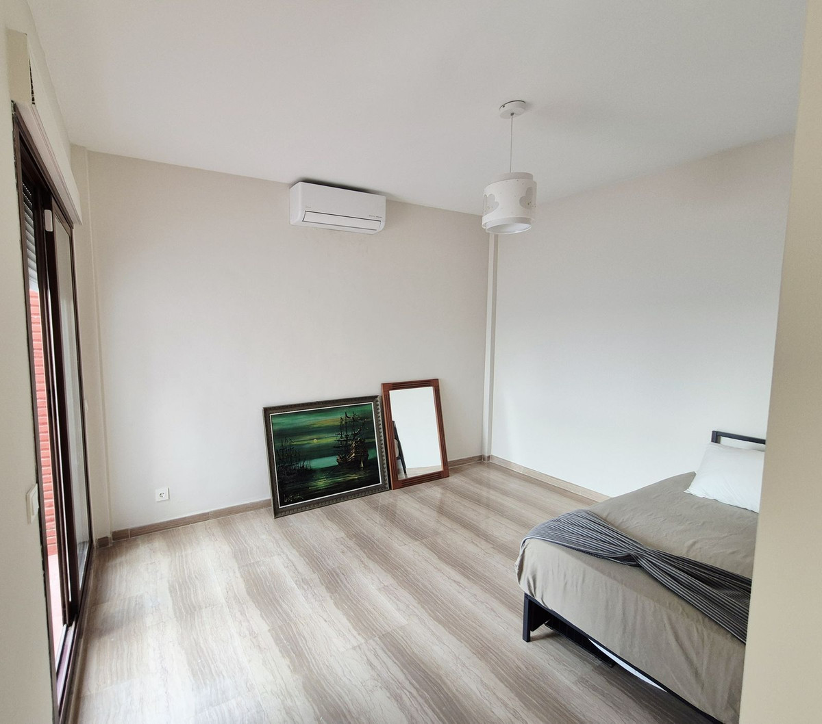 4 Bedroom Villa in San Pedro de Alcántara - Photo 17