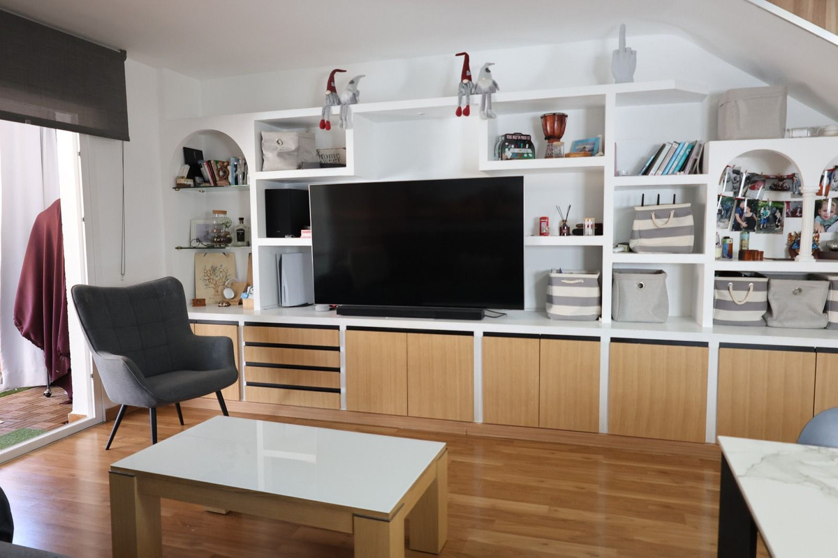 3 Bedroom Apartment in Mijas - Photo 12