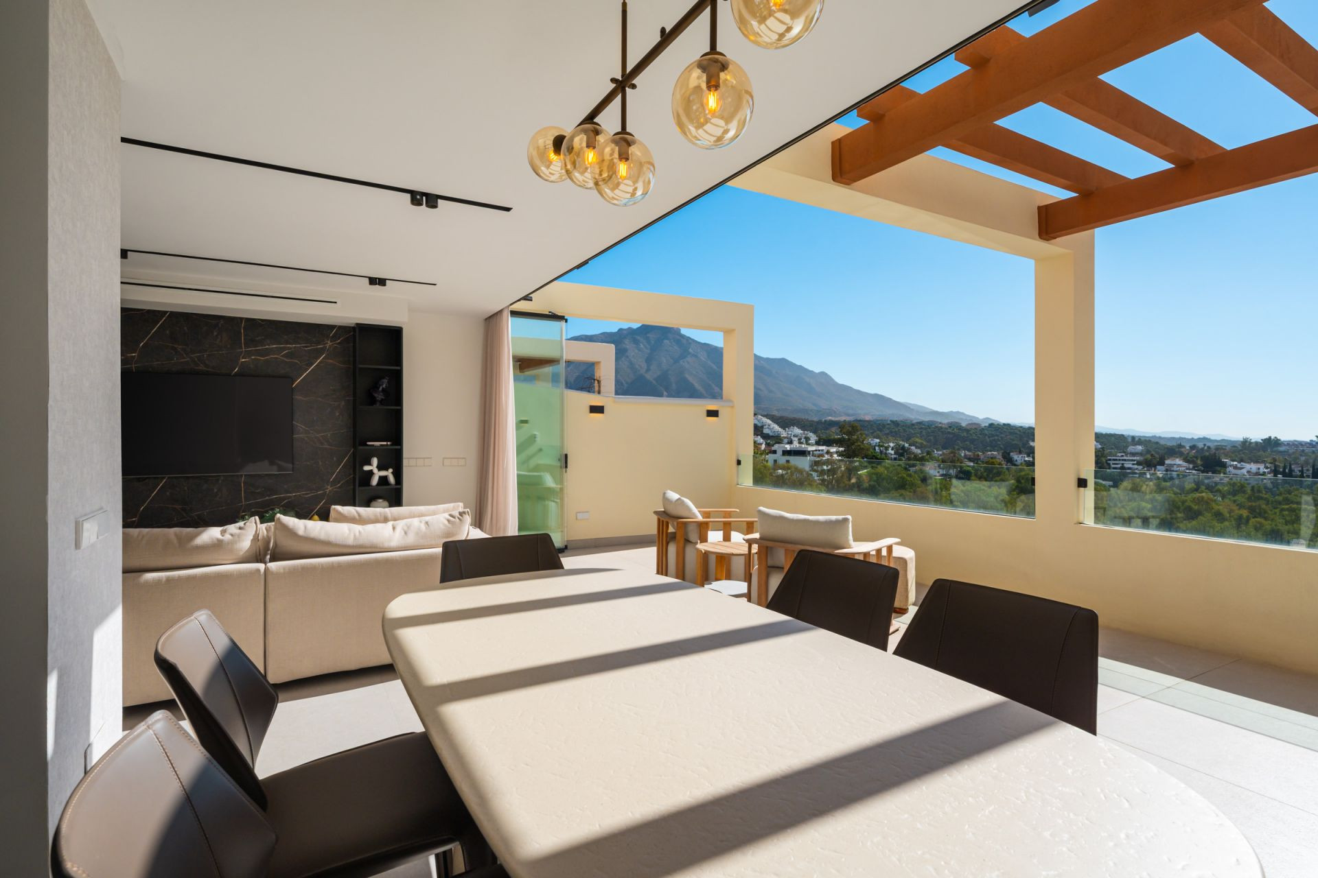 3 Bedroom Apartment in Marbella - Photo 20